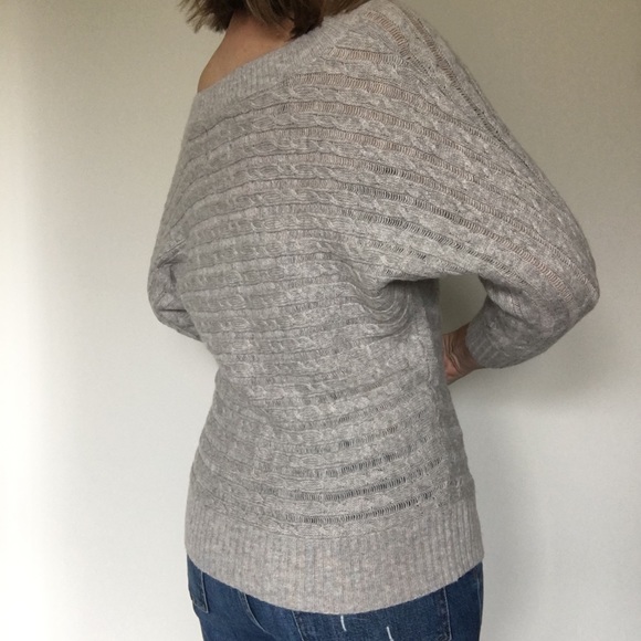 NWT American Eagle Outfitters Cable Knit Dolman Sweater, size Medium ❤️ - Picture 5 of 11